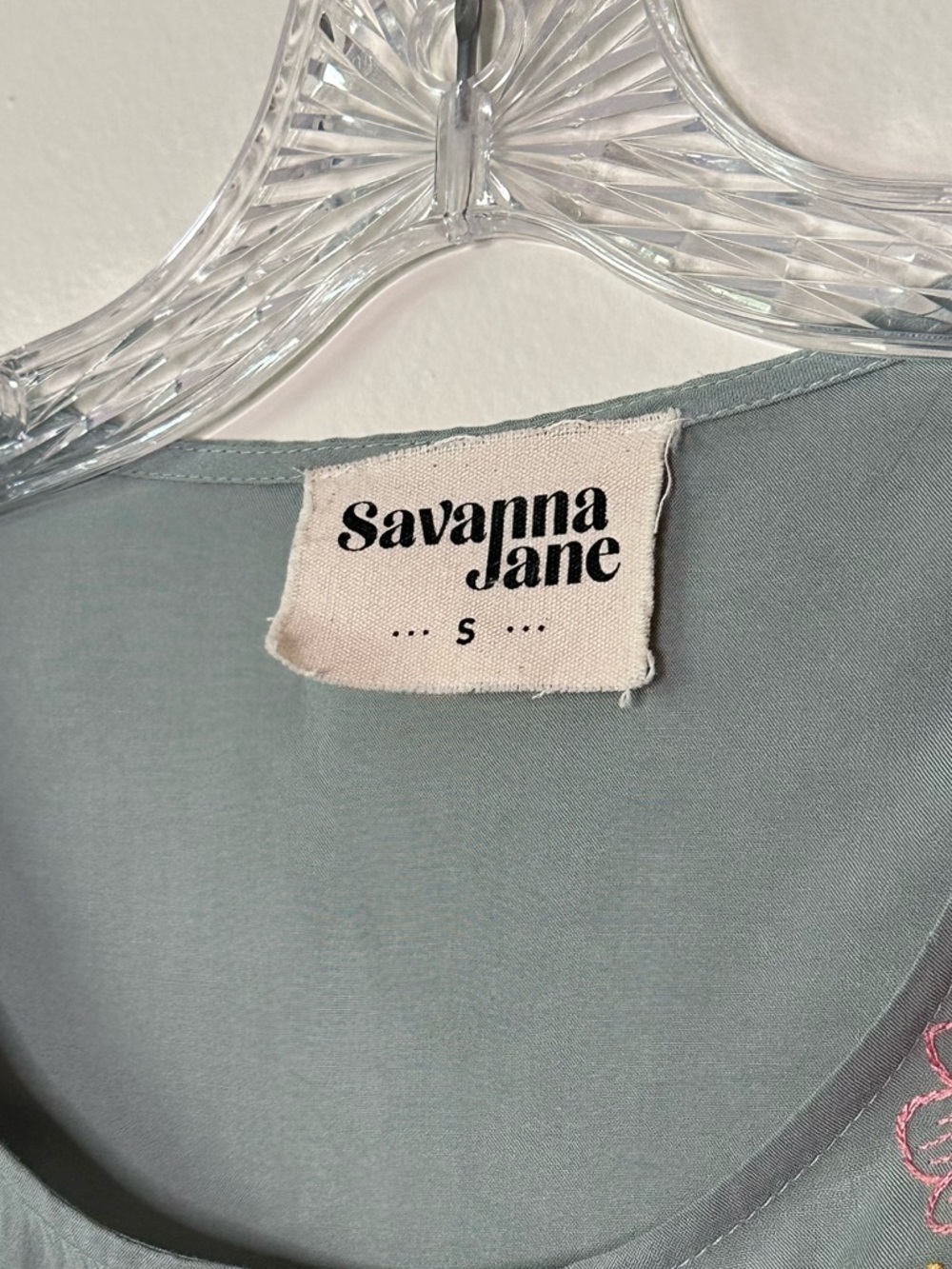 Savanna Jane Embroidered Green sz Small pullover top with cap sleeves. - Picture 3 of 4